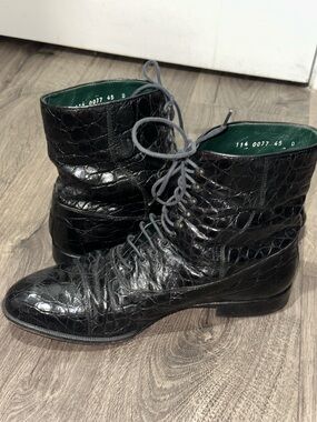 Gucci Made in Italy Vintage Crocodile Leather Boots